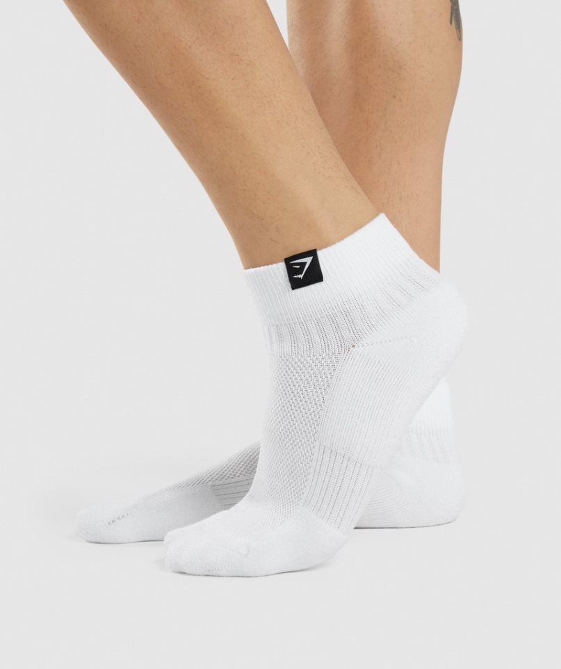 Gymshark Woven Tab Sneaker 3pk Socks White | CA 17056A